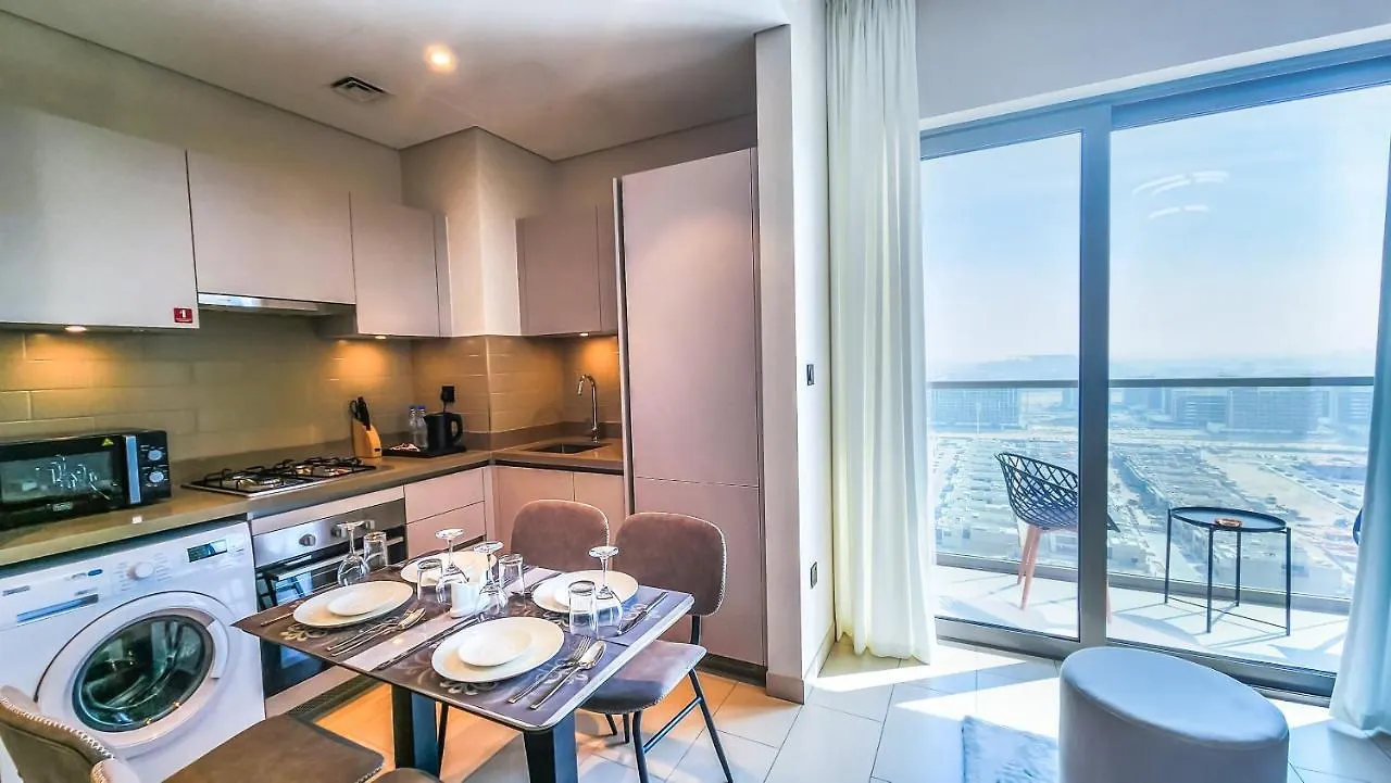 Stay By Latinem Luxury 1Br Holiday Home Cvr B1910 Near Burj Khalifa Dubai
